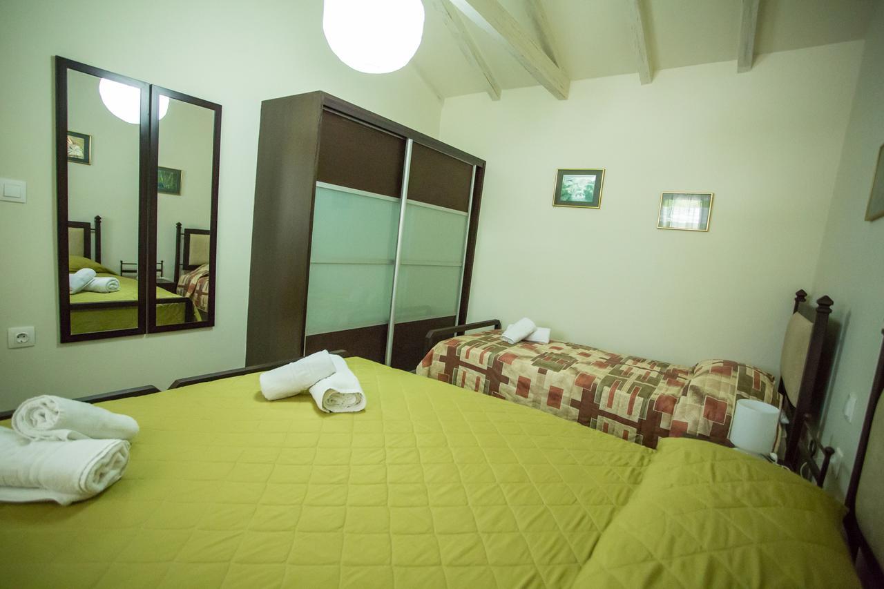 Acrocorinth Apartments Buitenkant foto
