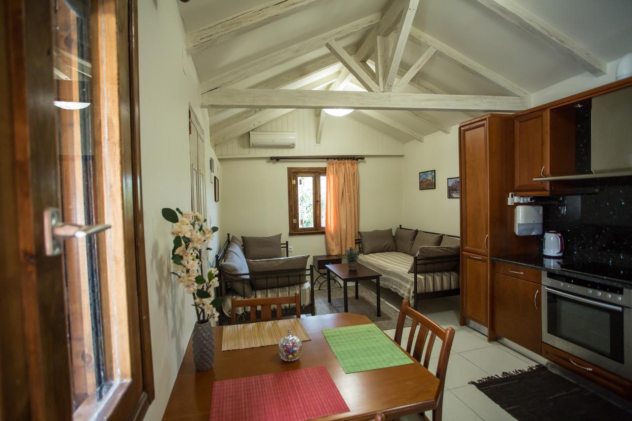 Acrocorinth Apartments Buitenkant foto